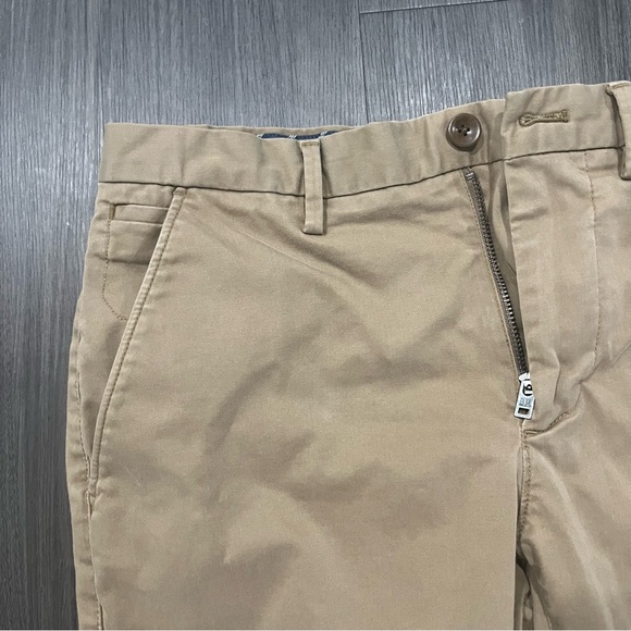 Banana Republic Men’s Vintage Straight Fit Khaki Chinos 30x30 - Picture 2 of 5